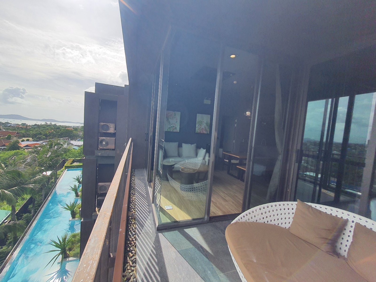 Interior view of 2 Bedroom Condo with Partial Sea View for Sale at Saturdays Condo, Rawai - B4267