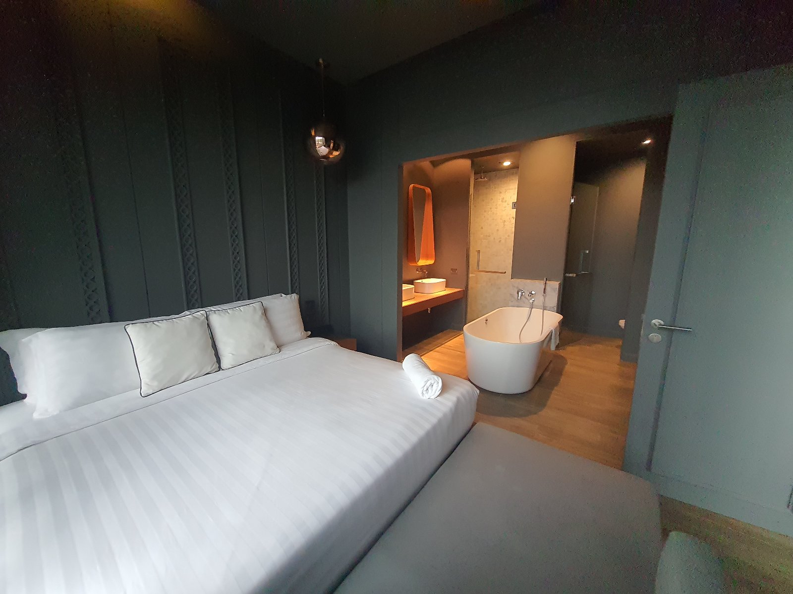 Interior view of 2 Bedroom Condo with Partial Sea View for Sale at Saturdays Condo, Rawai - B4267