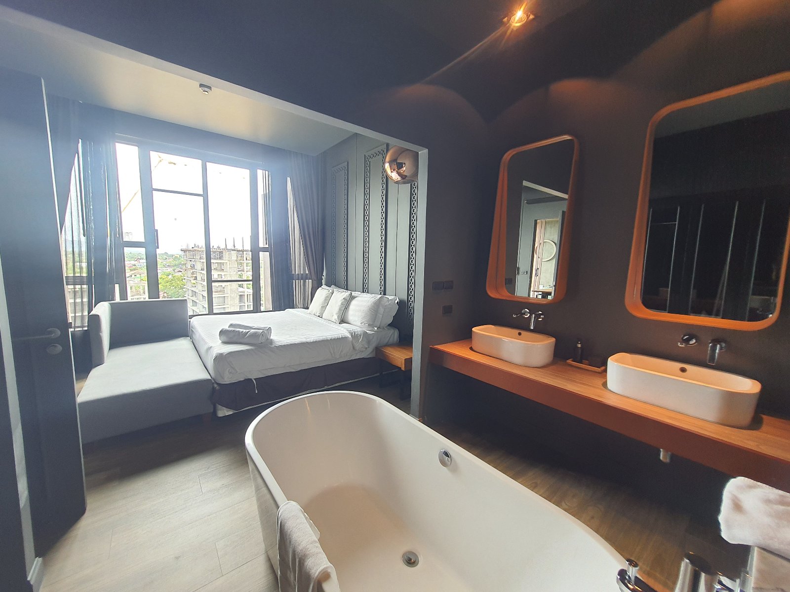 Interior view of 2 Bedroom Condo with Partial Sea View for Sale at Saturdays Condo, Rawai - B4267