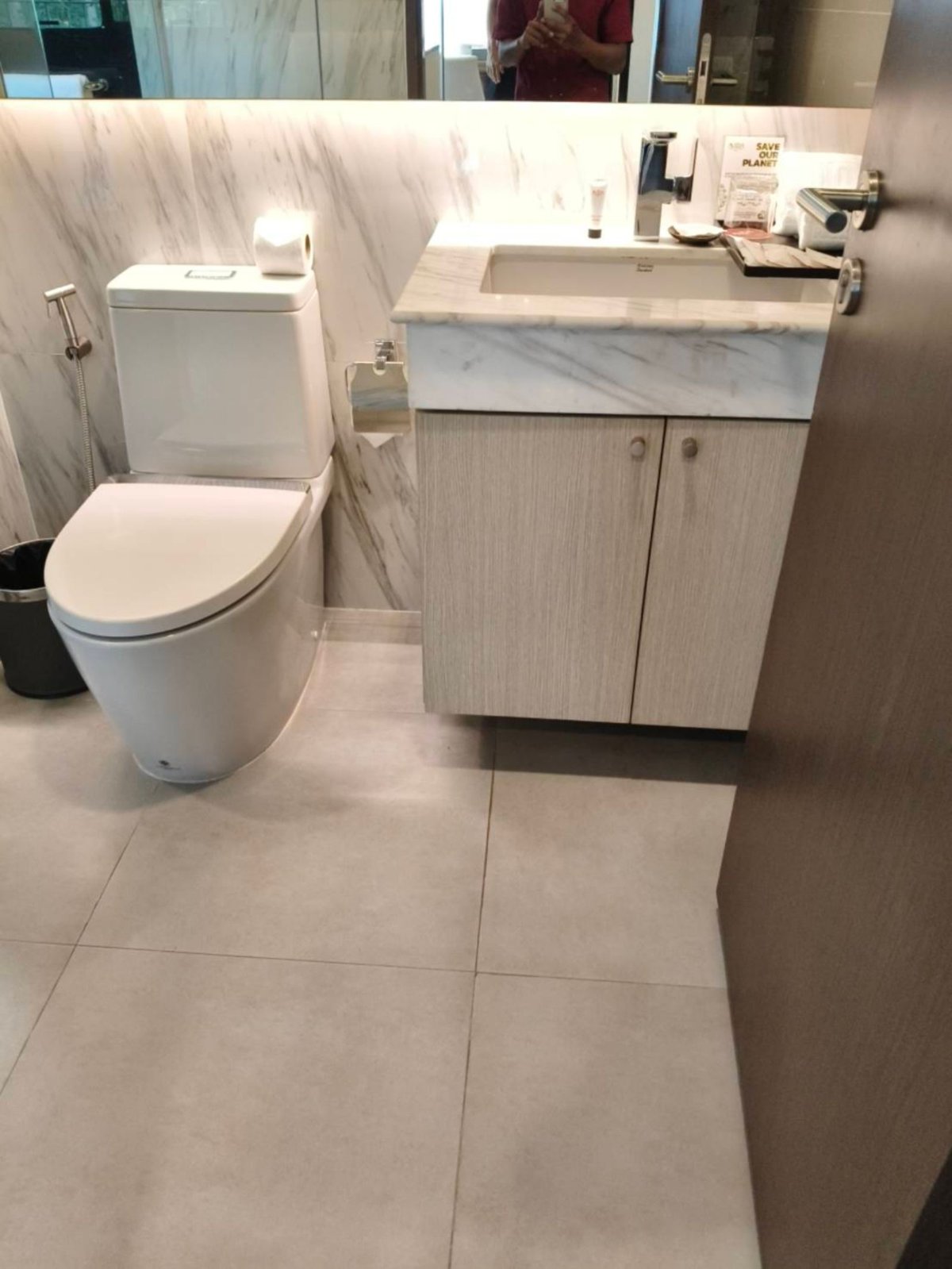 Interior view of Foreign Freehold 2-Bedroom Sea View Condo for Sale in Panora Mida Grande Surin
