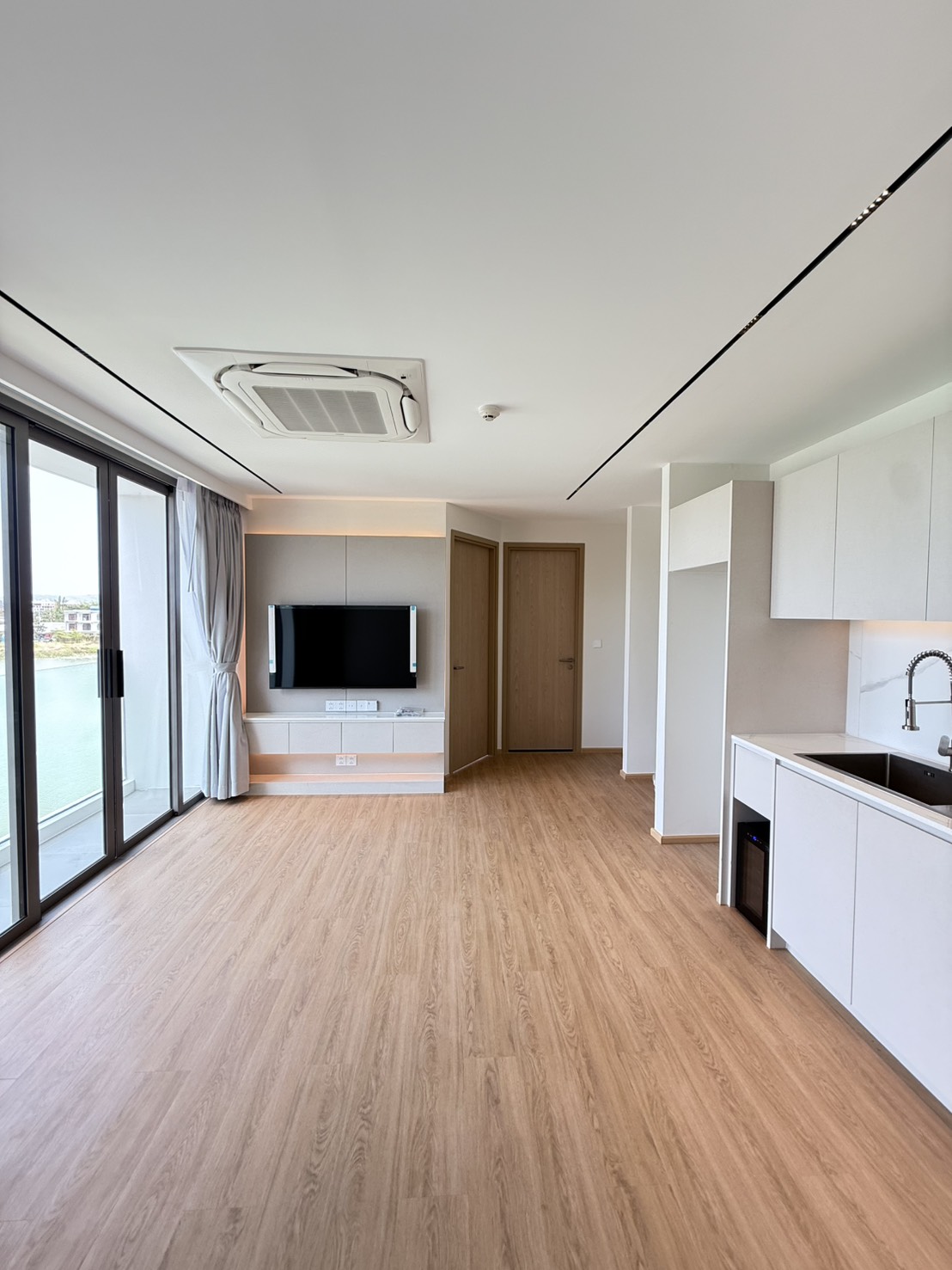 Interior view of 2-Bedroom Lake View Luxury Condo for Sale in THE AQUA by Boat Pattana, Bangtao