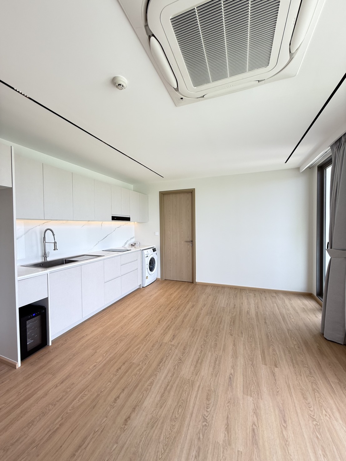 Interior view of 2-Bedroom Lake View Luxury Condo for Sale in THE AQUA by Boat Pattana, Bangtao