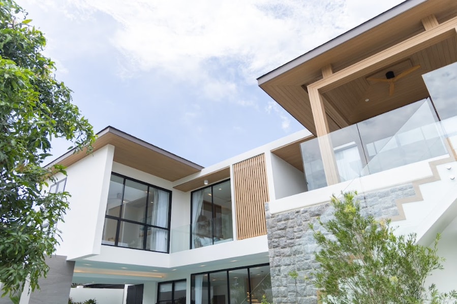 Interior view of Larger 3-Bedroom Villa in Dareeya Villas on Bangtao Beach Road - 200 meters from Beach