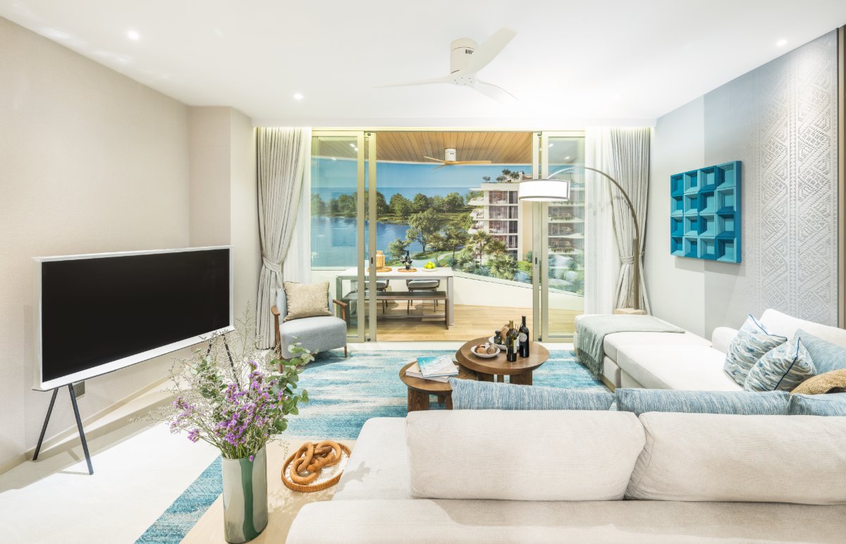 Interior view of 2 Bedroom Large Apartment for Sale at Laguna Bayside Beach Residences
