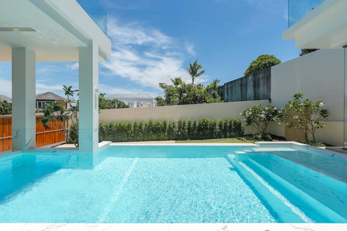 Interior view of 4 Bedroom Resale Pool Villa for Sale at Alisa Villas, Pasak