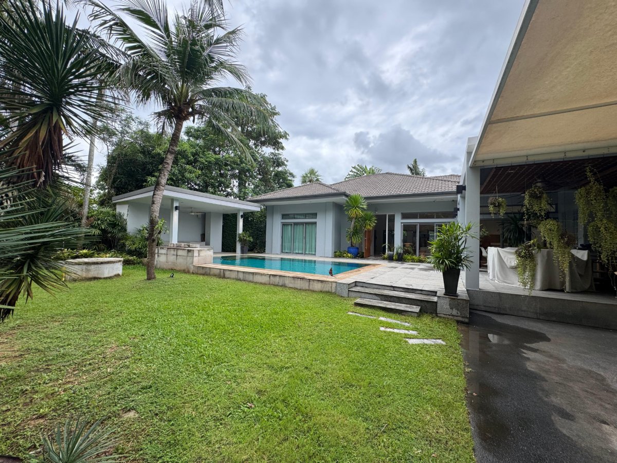 Interior view of Spacious 4-Bedroom Standalone Pool Villa in Kok Tanod, Cherngtalay