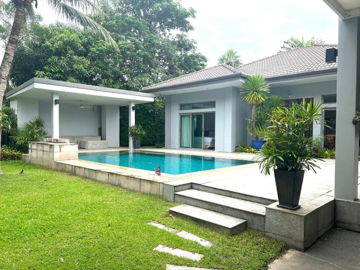 Interior view of Spacious 4-Bedroom Standalone Pool Villa in Kok Tanod, Cherngtalay