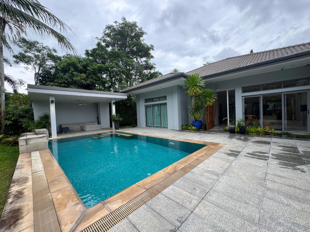 Interior view of Spacious 4-Bedroom Standalone Pool Villa in Kok Tanod, Cherngtalay