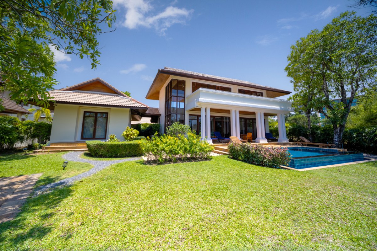 Lakefront Laguna Homes Golf Villa for Sale - Photo 2