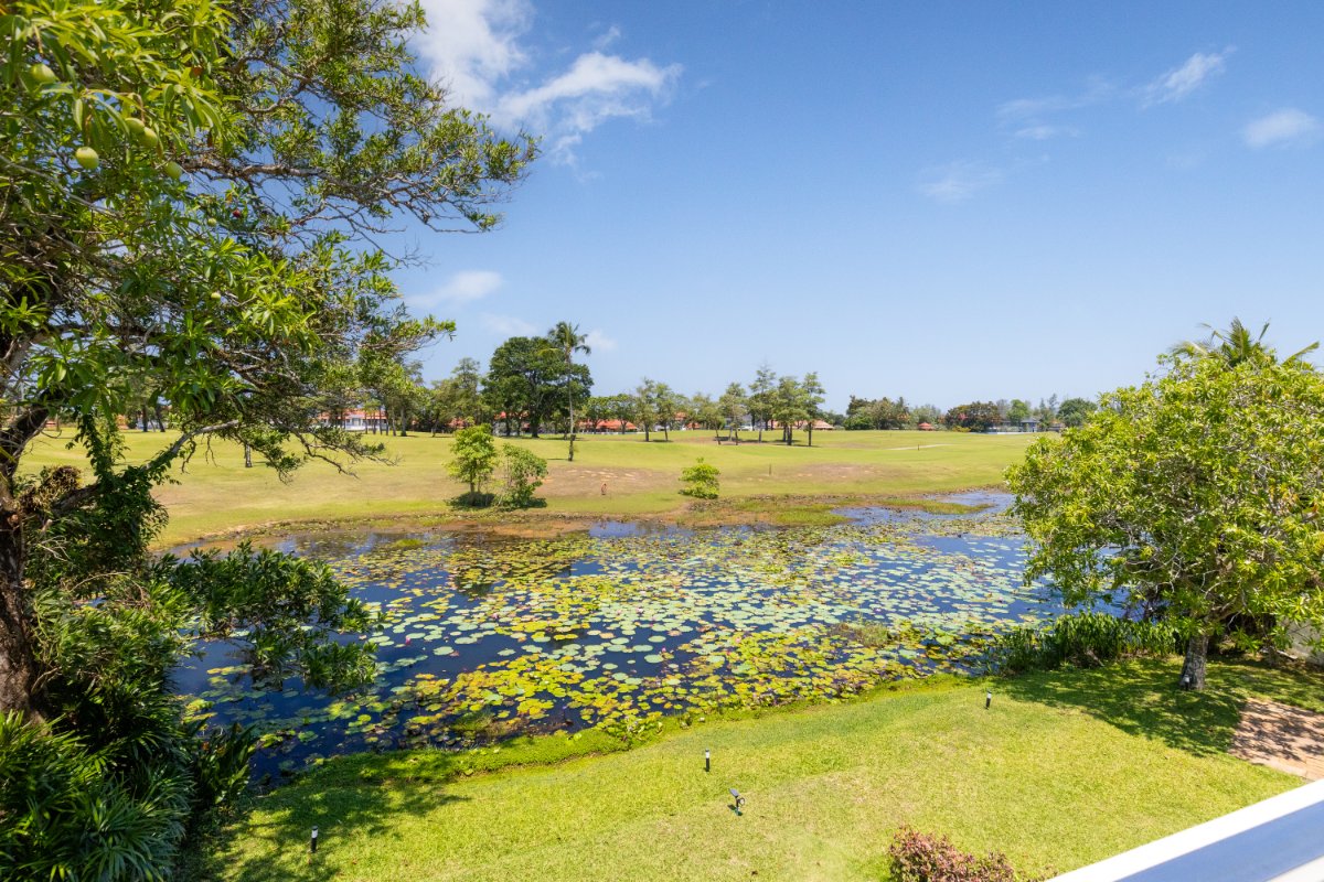 Lakefront Laguna Homes Golf Villa for Sale - Photo 7