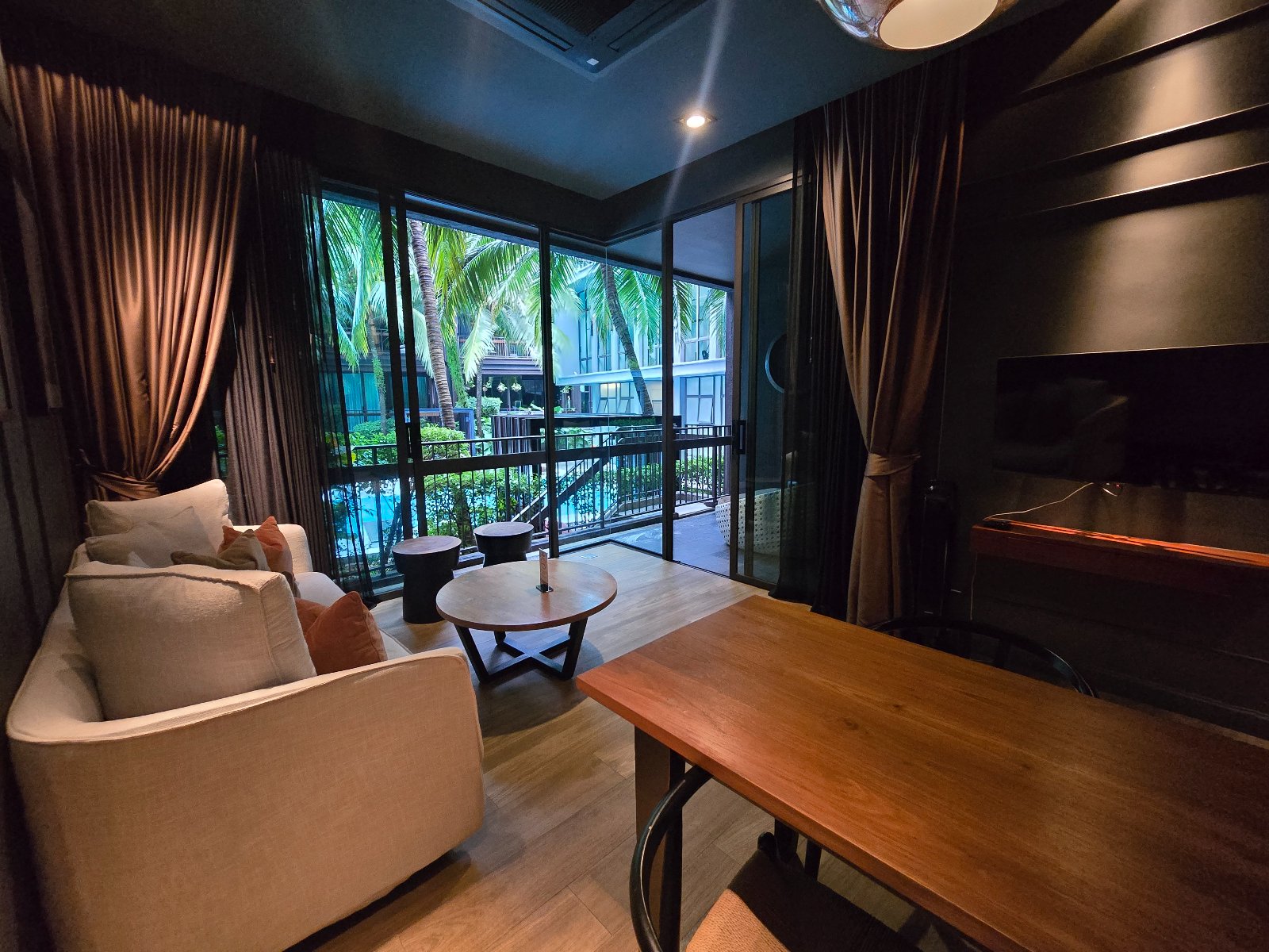 Interior view of 1 Bedroom Stylish Condo for Sale at Saturdays Condo, Rawai - A1191