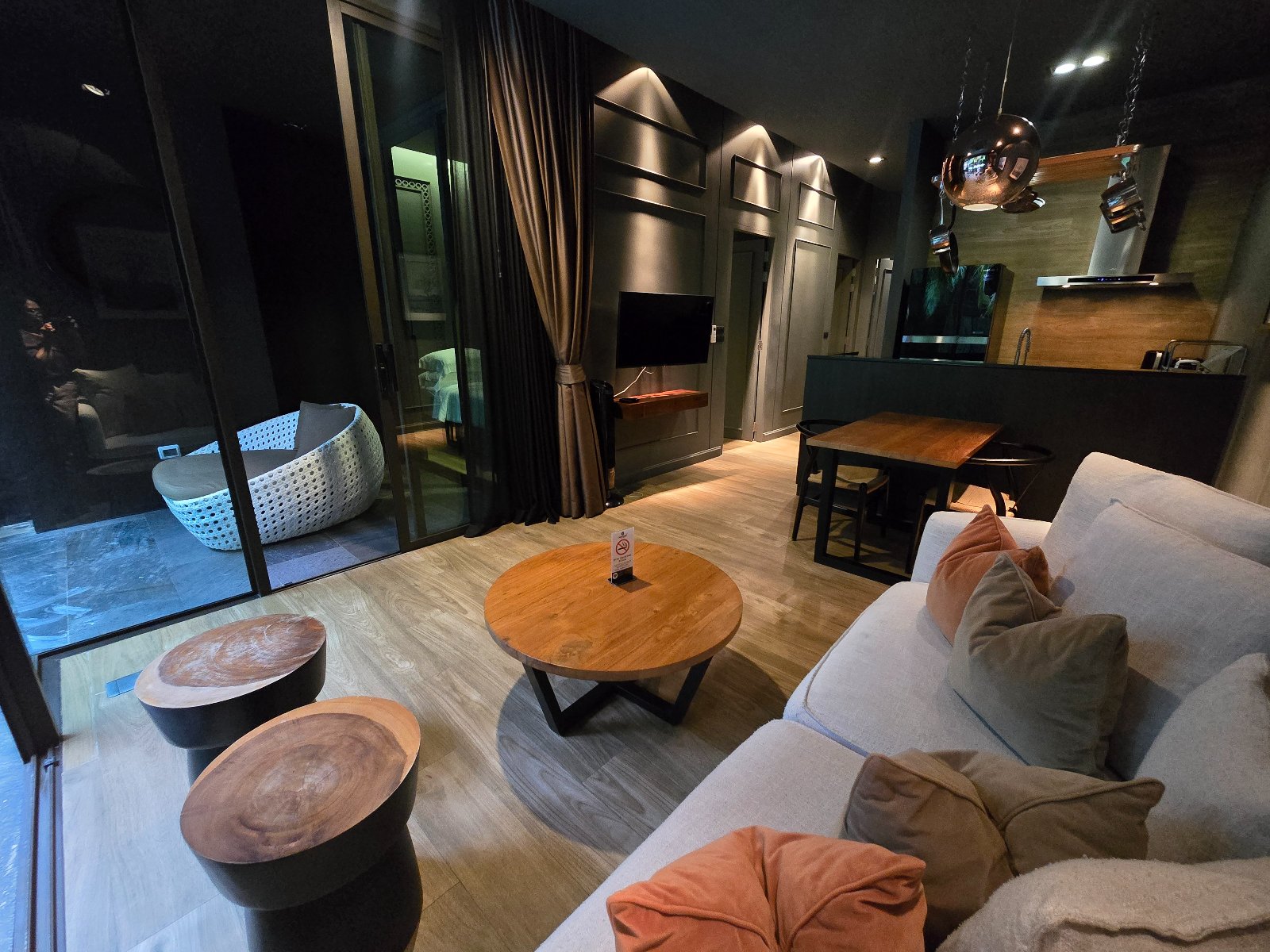 Interior view of 1 Bedroom Stylish Condo for Sale at Saturdays Condo, Rawai - A1191