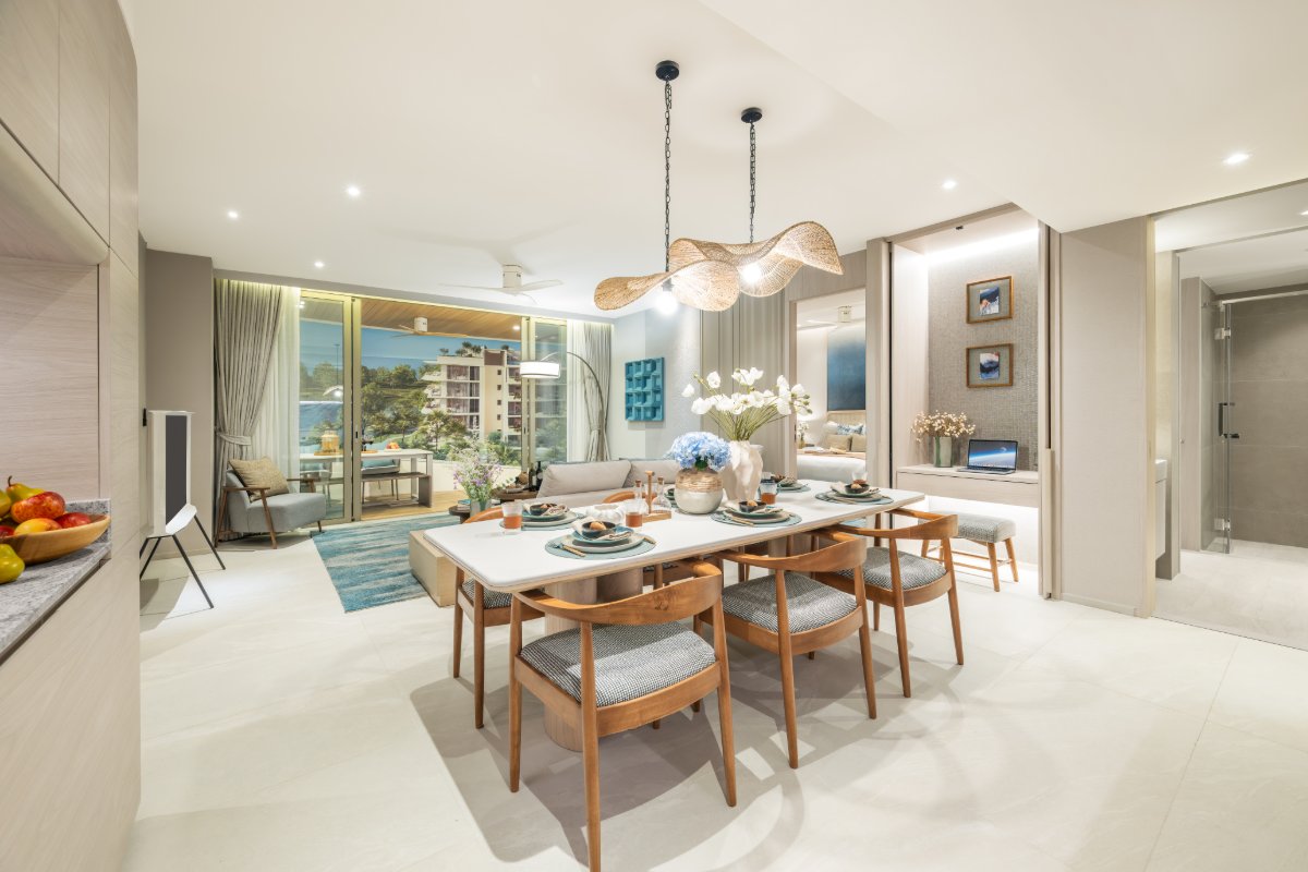 Interior view of 3 Bedroom Freehold Apartment for Sale at Laguna Bayside Beach Residences