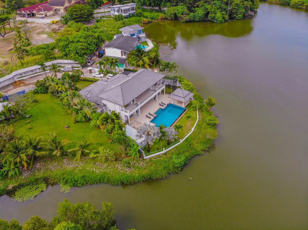 Exterior view of Lakefront 5-Bedroom Pool Villa on 1 Rai for Sale - Ladawan by Land & House Park Chalong