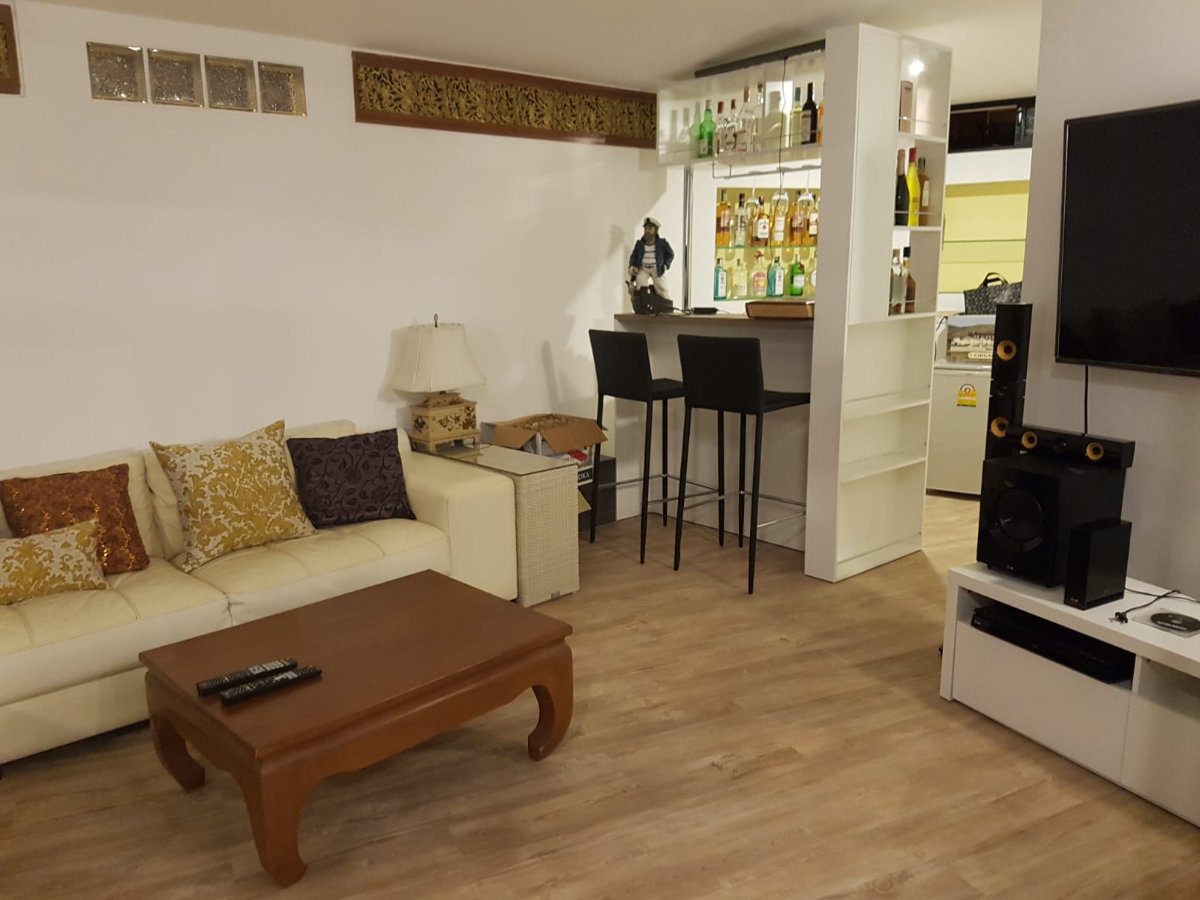 Exterior view of 3-4 Bedroom Pool Villa for Sale in Mono Koh Kaew, Near BIS Phuket