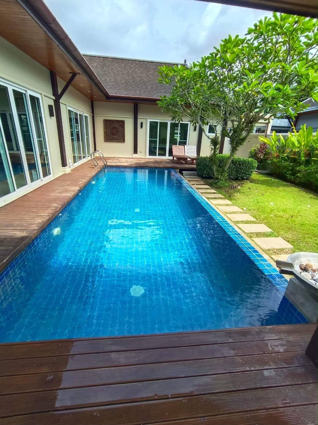 Interior view of Modern Oriental-style 4-Bedroom Pool villa for Sale in Two Villas Tara Layan Beach