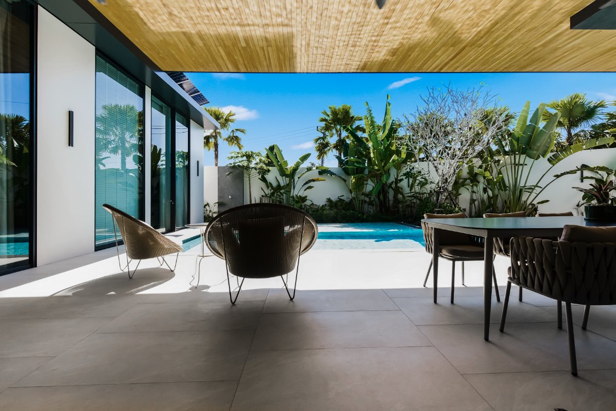 Interior view of Sunti Villas Cherngtalay – Spacious 4-Bedroom Tropical Villas for Sale