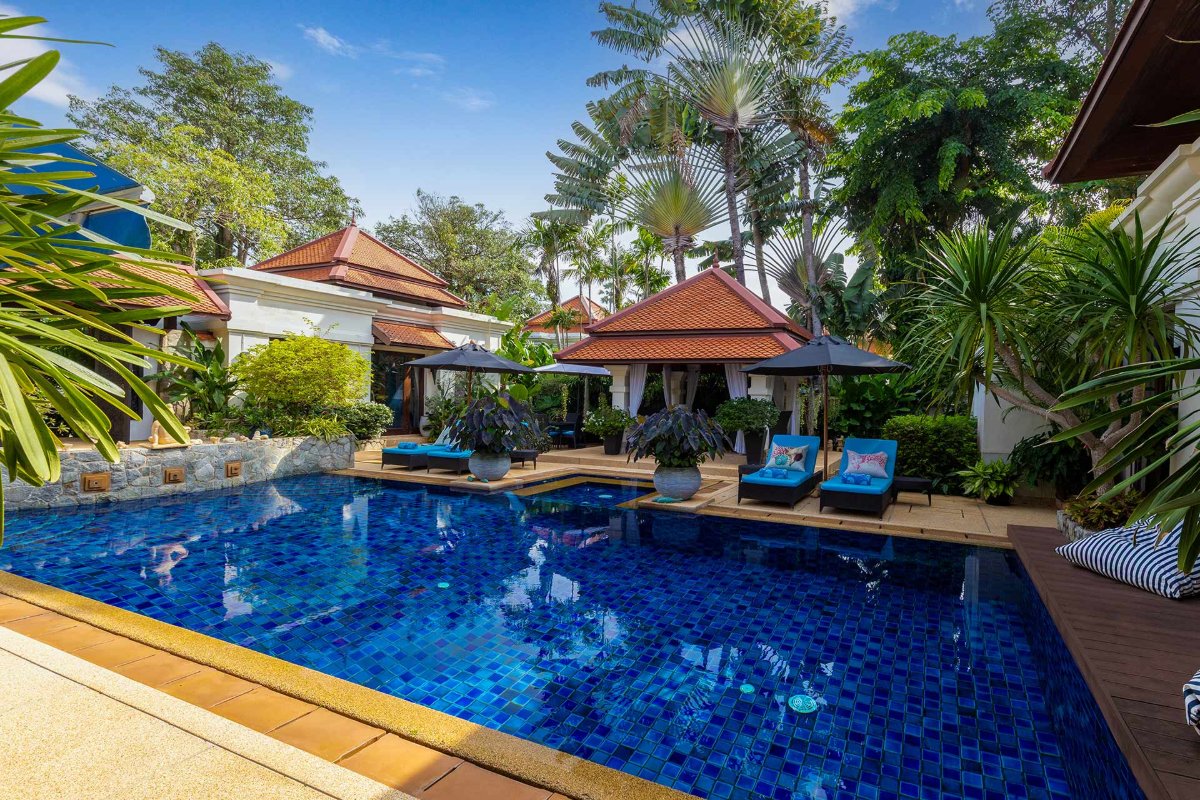 Interior view of Sai Taan Villa 26 – Four-Bedroom Pool Villa in Bang Tao