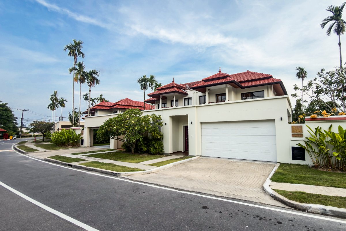 Interior view of 3 Bedroom Fully Rebuilt Golf View Villa for Sale at Laguna Fairway