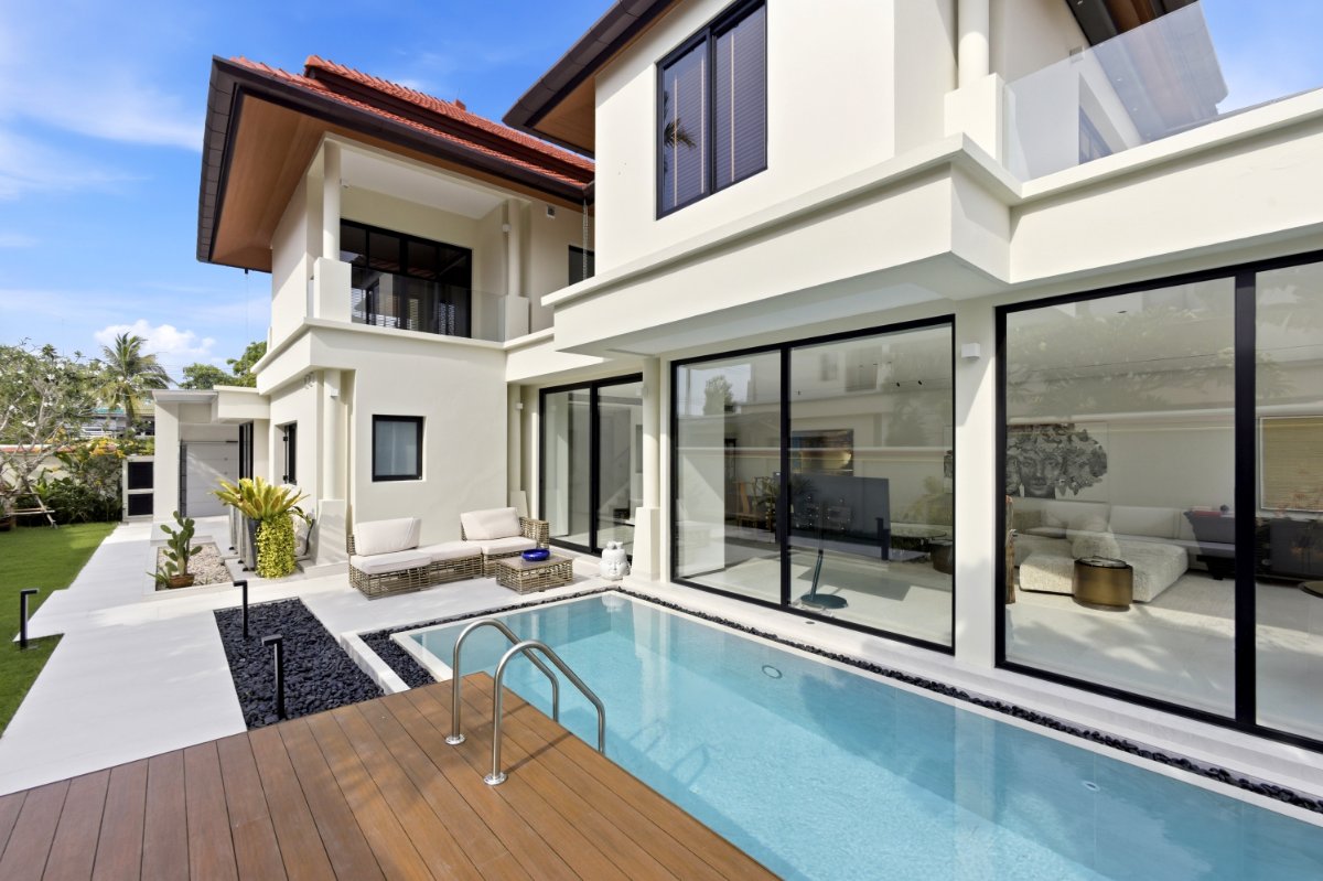 Interior view of 3 Bedroom Fully Rebuilt Golf View Villa for Sale at Laguna Fairway