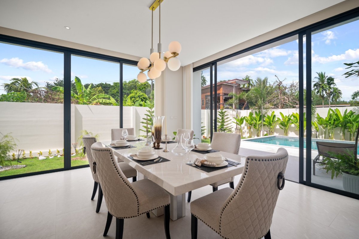 Interior view of 3-Bedroom Pool Villas for Sale at Sinara Villas in Thalang
