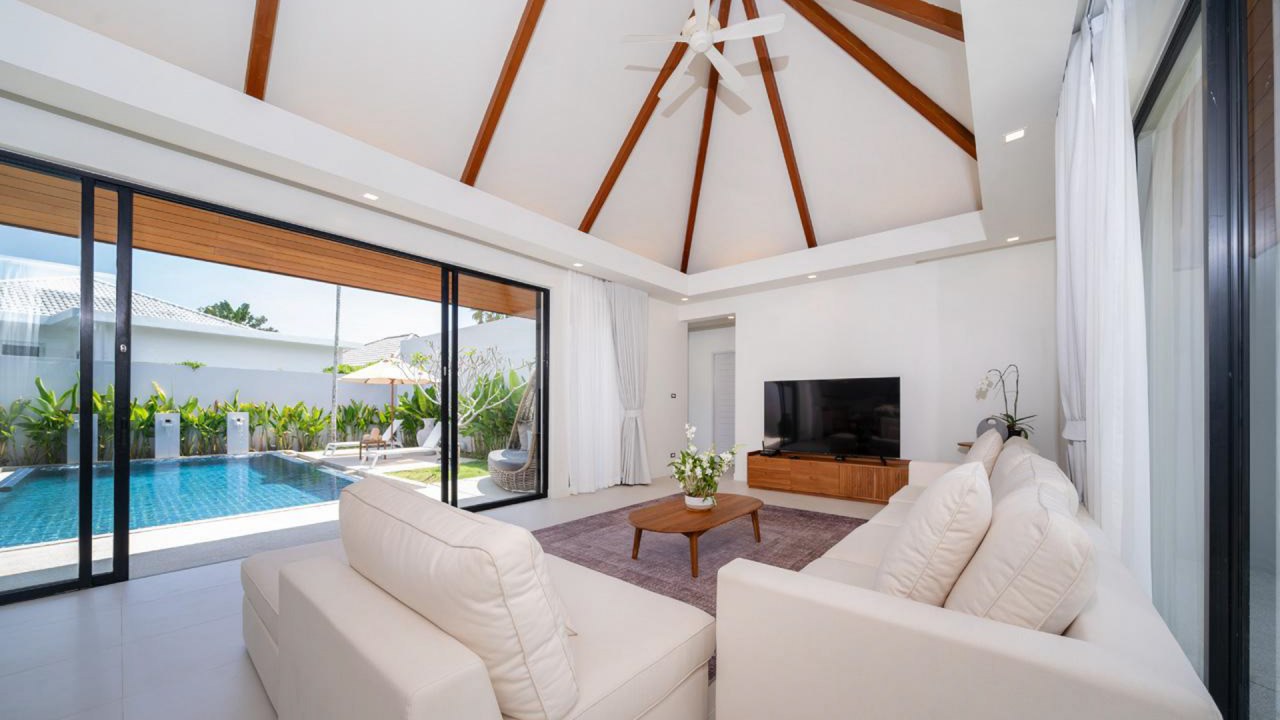 Interior view of Tropical 4-Bedroom Ready-to-move-in Pool Villa for Sale in Anchan Phase 1