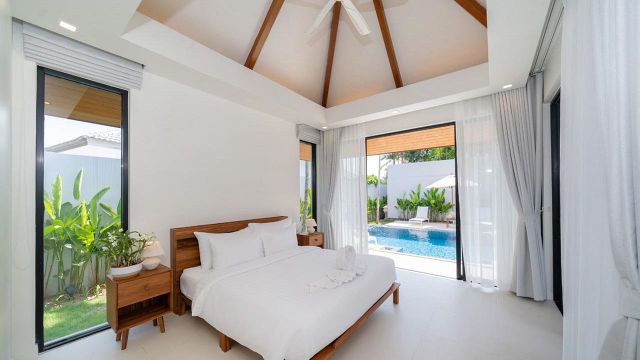 Interior view of Tropical 4-Bedroom Ready-to-move-in Pool Villa for Sale in Anchan Phase 1