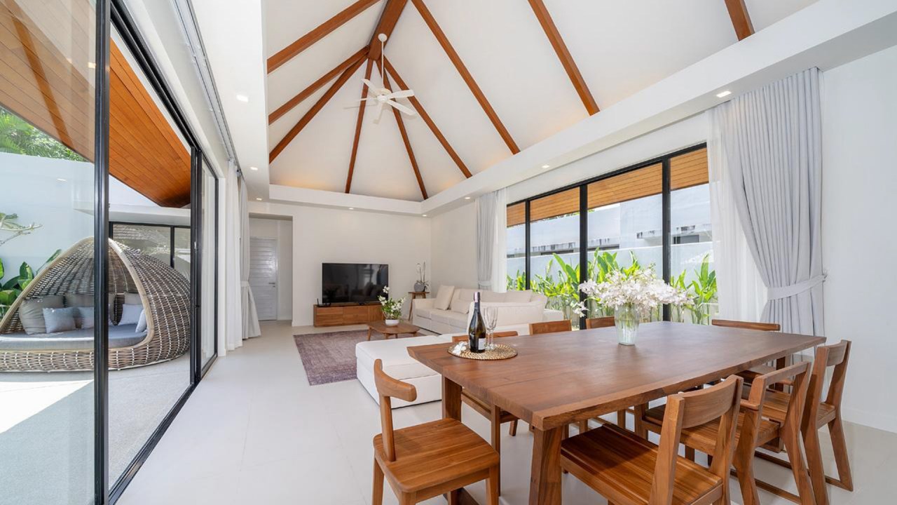 Interior view of Tropical 4-Bedroom Ready-to-move-in Pool Villa for Sale in Anchan Phase 1