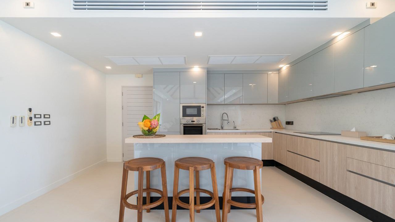 Interior view of Tropical 4-Bedroom Ready-to-move-in Pool Villa for Sale in Anchan Phase 1