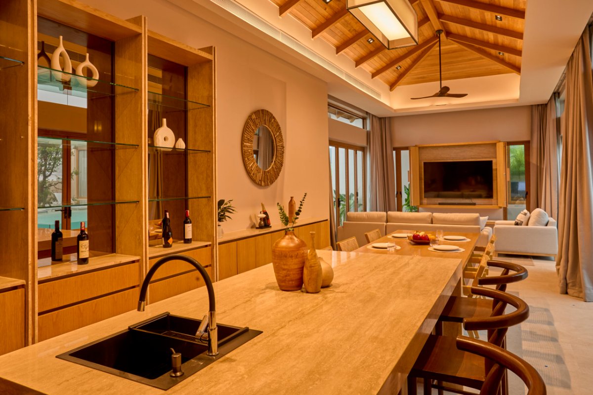 Interior view of 4 Bedroom Private Pool Villa With Large Land Plot Near Boat Avenue - Celestia Villas