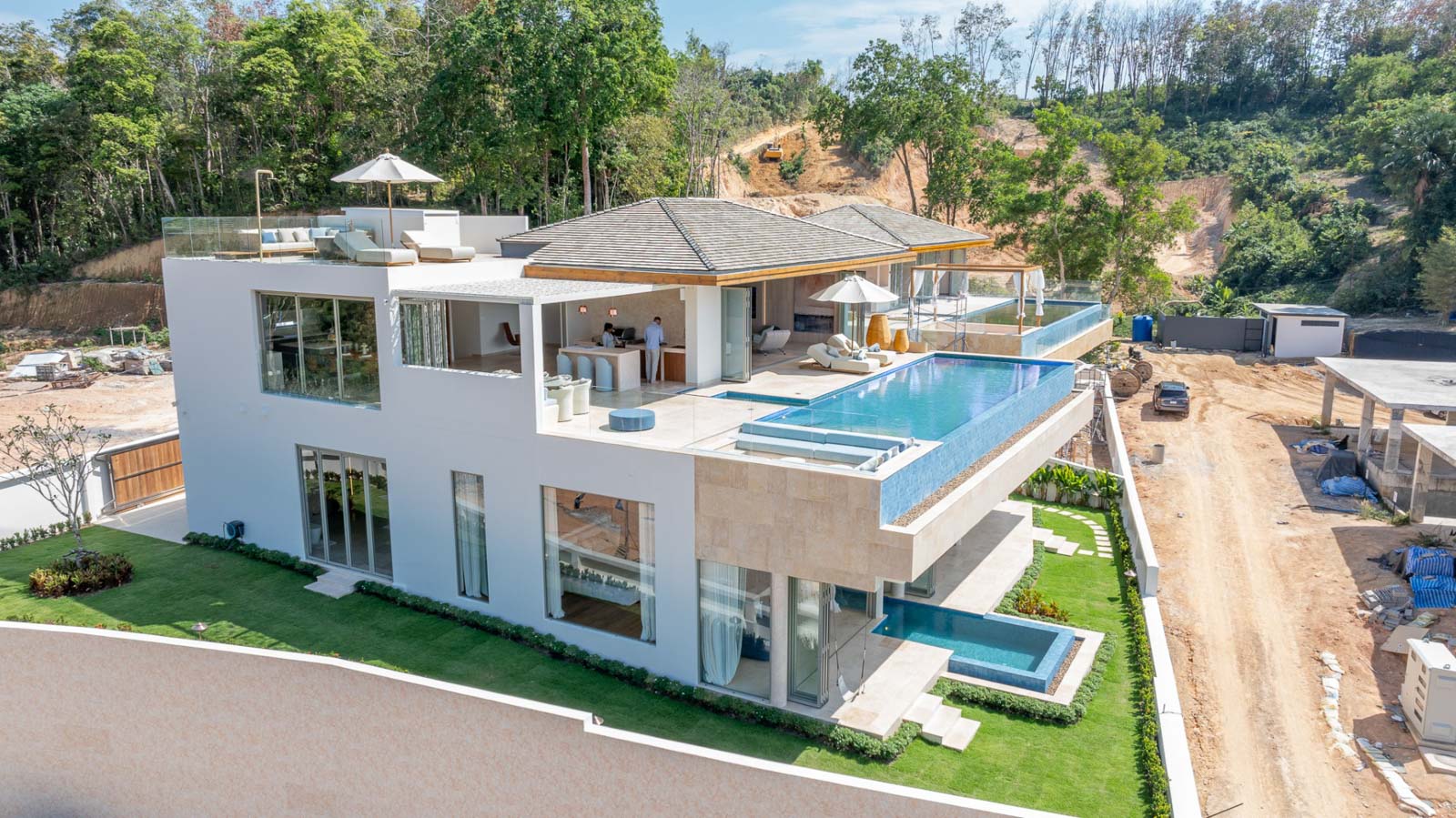 Interior view of 3 Bedroom Sea View & Valley View Villa for Sale in Cohiba Villas Phuket, Layan