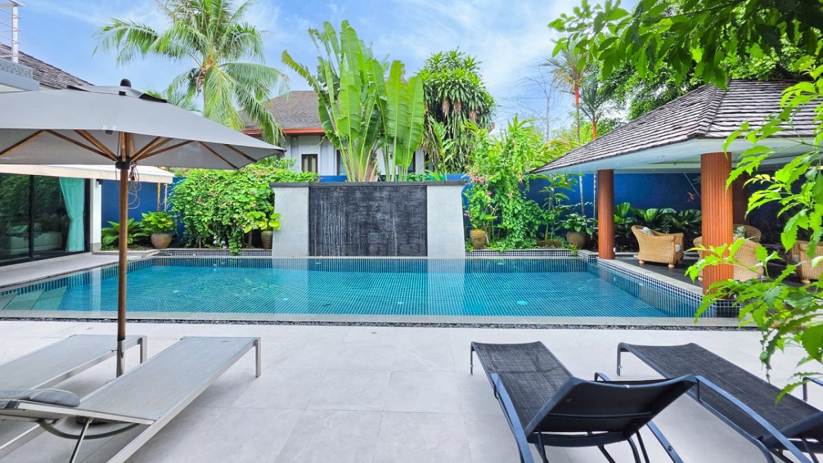 Interior view of Spacious 3-Bedroom Family Pool Villa for Sale in Pasak, Cherng Talay