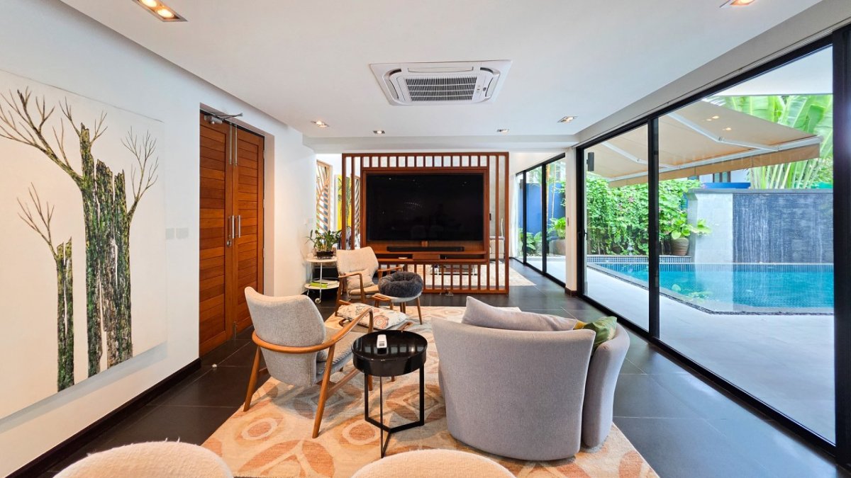 Interior view of Spacious 3-Bedroom Family Pool Villa for Sale in Pasak, Cherng Talay