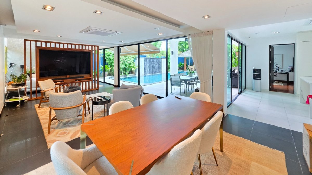 Interior view of Spacious 3-Bedroom Family Pool Villa for Sale in Pasak, Cherng Talay