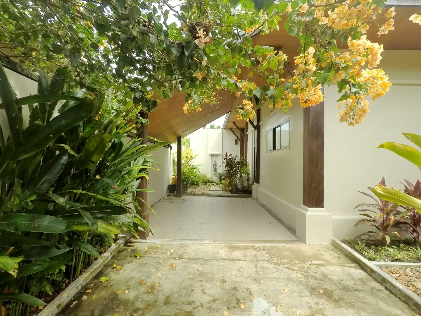 Interior view of 3 Bedroom Pool Villa for Sale on Soi Salika in Rawai - Near Beach, Shops & Restaurants