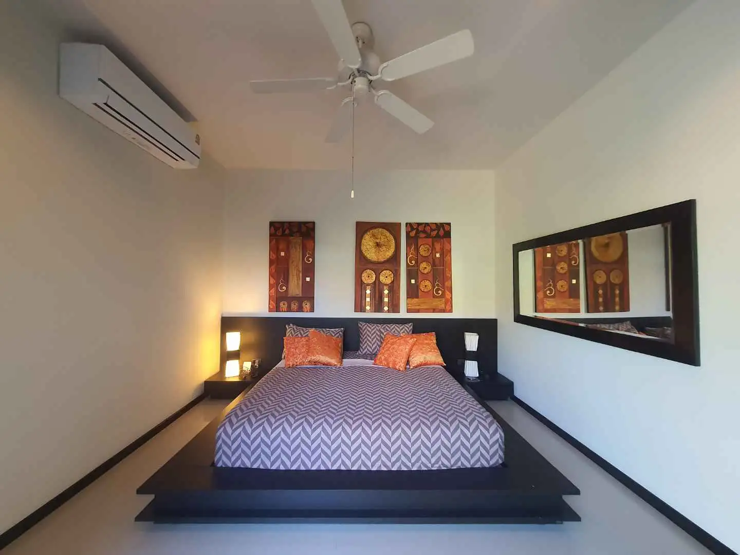 Interior view of 4 Bedroom Pool Villa in Two Villas Kok Yang Estate in Naiharn for Sale