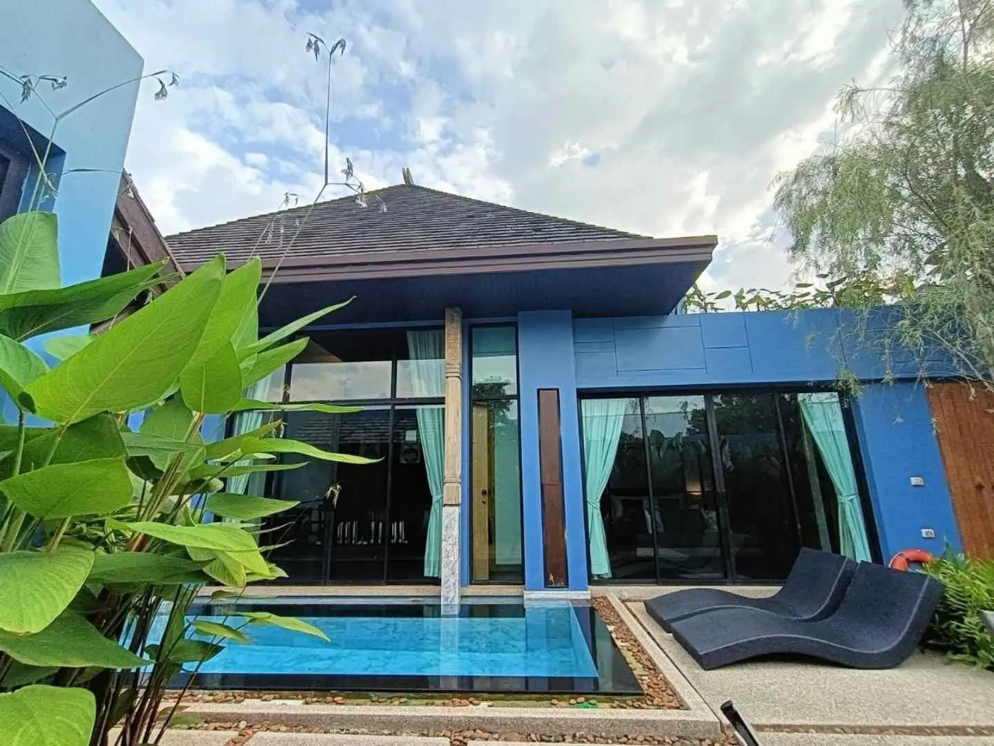 Interior view of 2 Bedroom Pool Villa For Sale At The Wings Pasak Soi 8