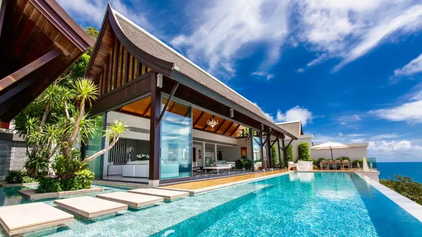 Exterior view of Villa Paradiso