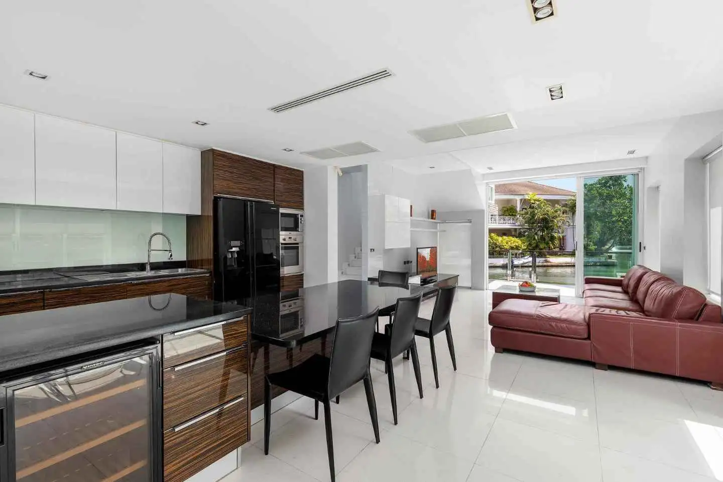 Waterside Townhome For Sale In Boat Lagoon, Phuket - Photo 3