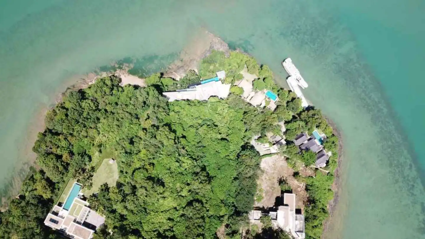 Exterior view of Absolute Oceanfront Pool Villa For Sale In Phuket