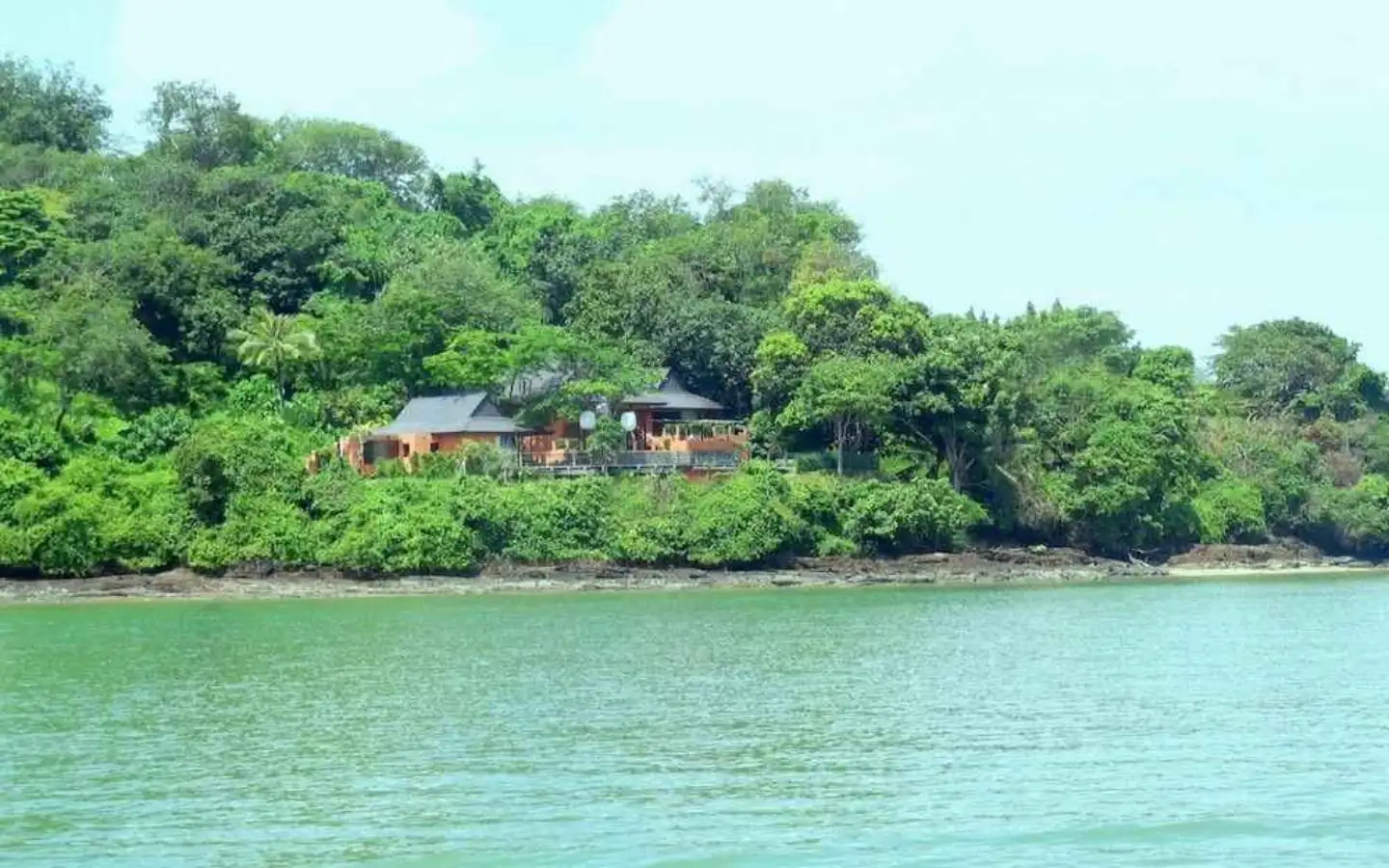 Exterior view of Absolute Oceanfront Pool Villa For Sale In Phuket