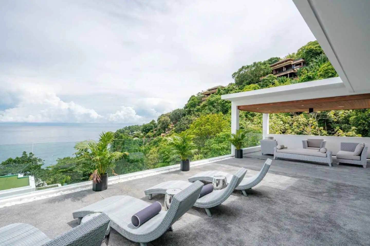 Millionaires’ Mile Sea View Villa for Sale in Kamala Phuket - Villa Silver Moon - Cape Amarin Estate - Photo 3