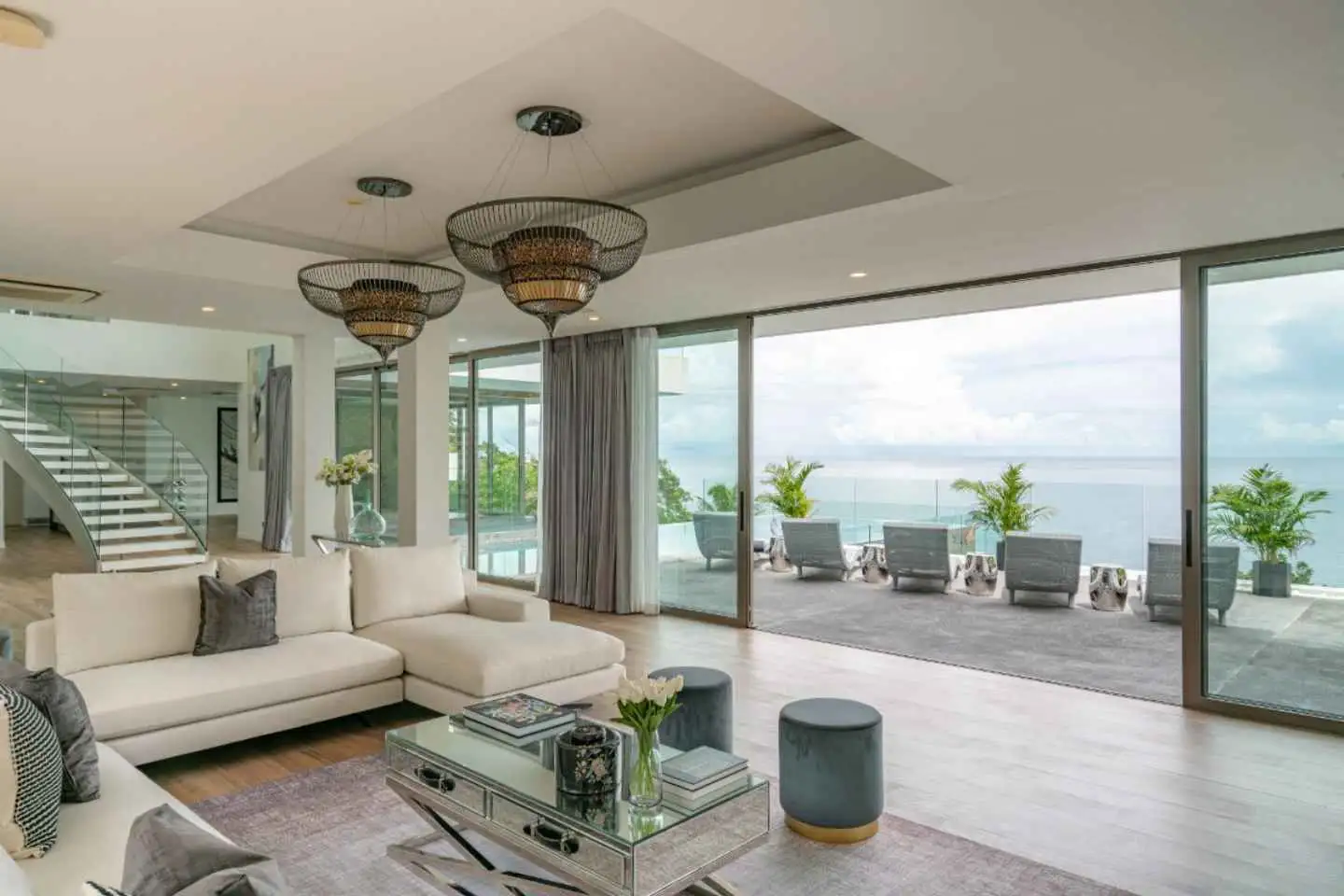 Millionaires’ Mile Sea View Villa for Sale in Kamala Phuket - Villa Silver Moon - Cape Amarin Estate - Photo 5