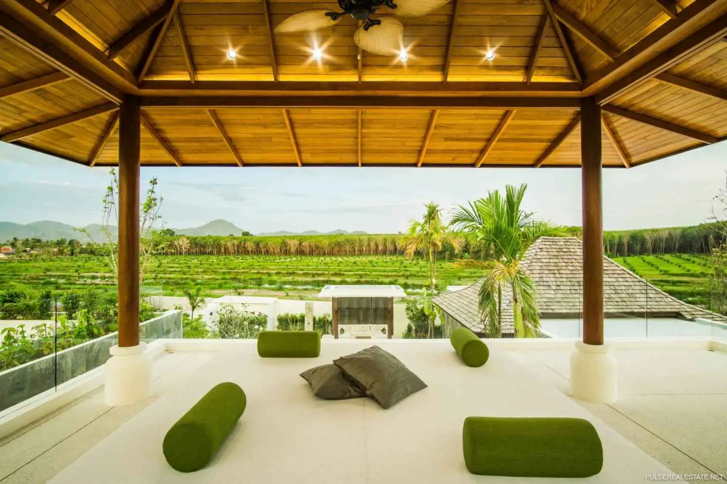Interior view of Garden Atlas