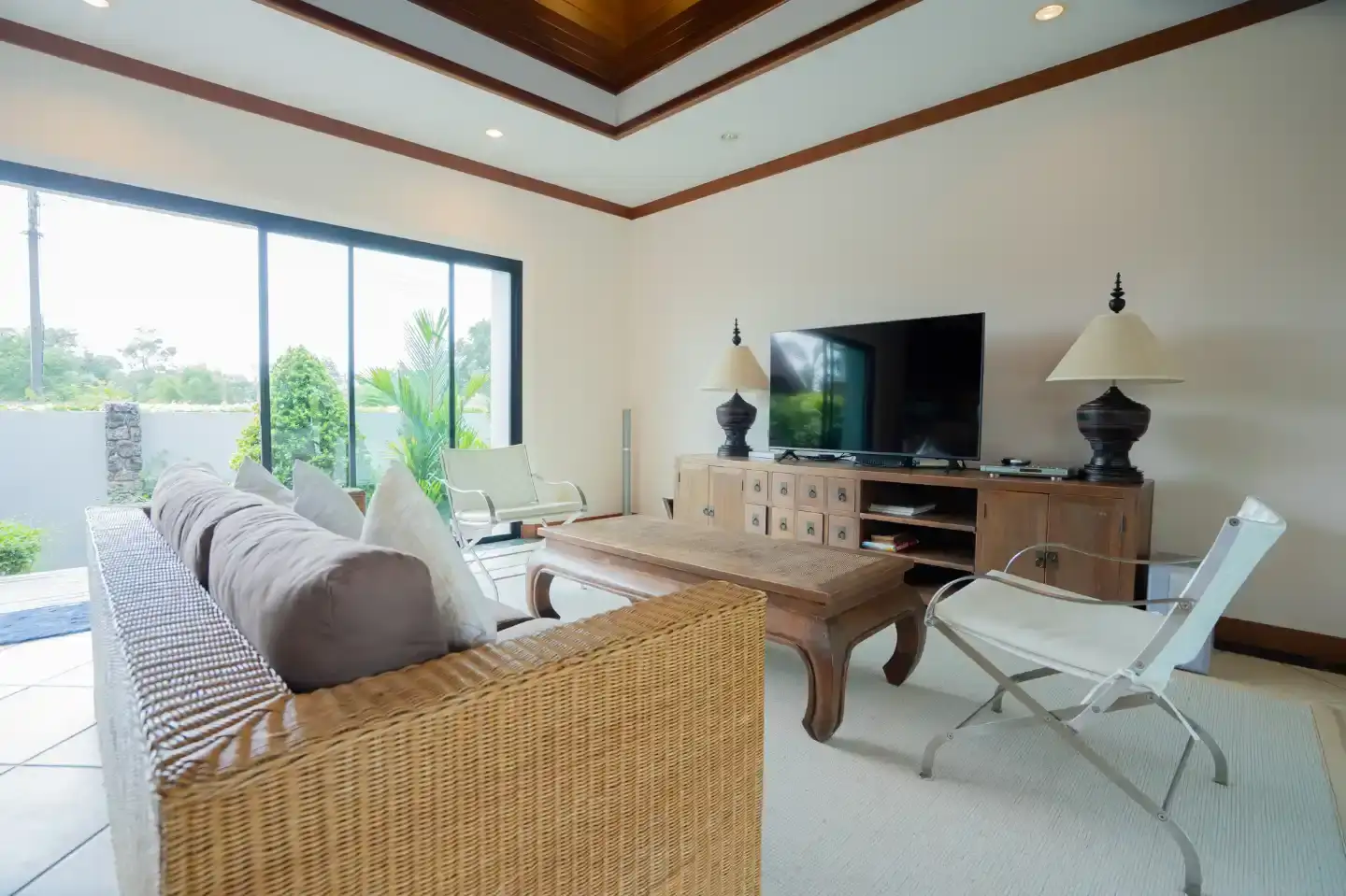 Interior view of Fantastic 4 Bedroom Villa In Baan Bua For Sale By A Private Owner