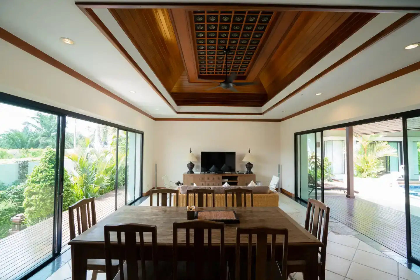 Interior view of Fantastic 4 Bedroom Villa In Baan Bua For Sale By A Private Owner