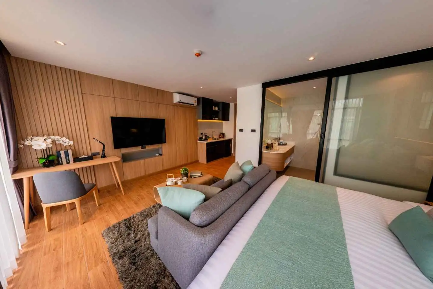 Exterior view of Sea Heaven Condominium - 2 Bedroom