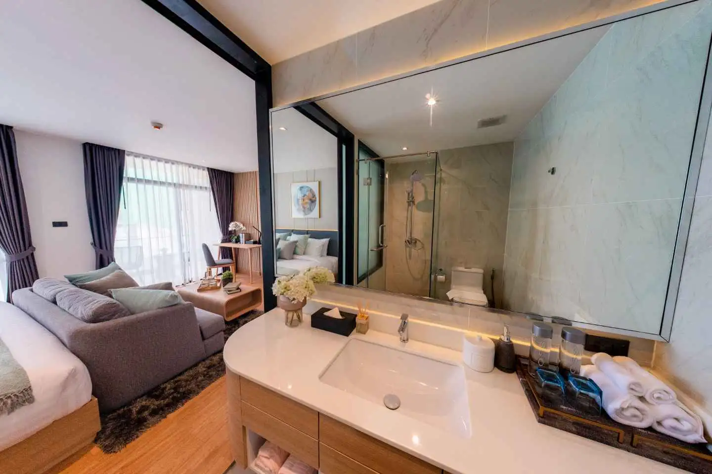 Exterior view of Sea Heaven Condominium - 2 Bedroom