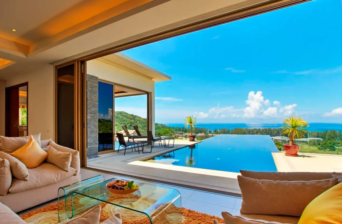 4-Bedroom Vista del Mar Phuket Sea View Villa for Sale