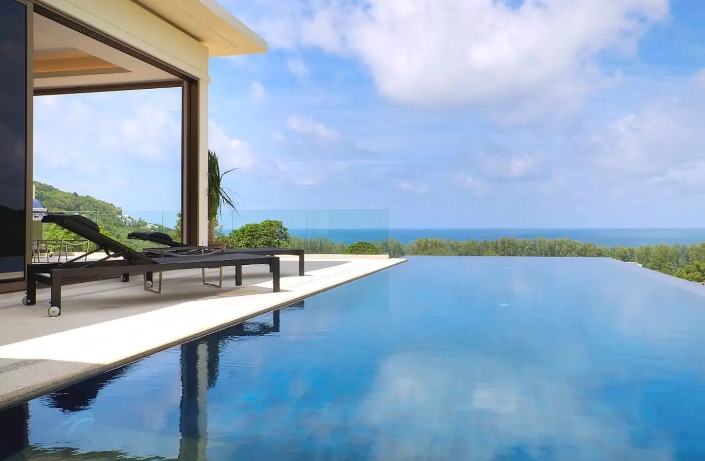 Vista del Mar - 4 Bedroom Sea View Phuket Villa for Sale